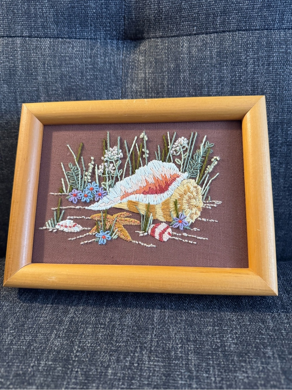 Adorable vintage crewl needle point